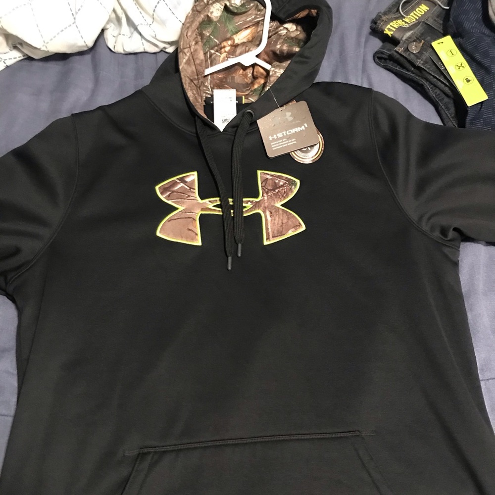 Men’s Under Armour Hoodie